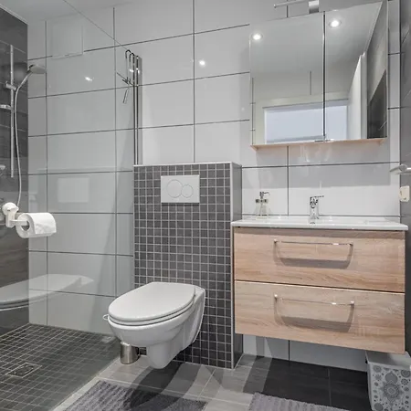 Haus Dienten Steinadler Apartamento *